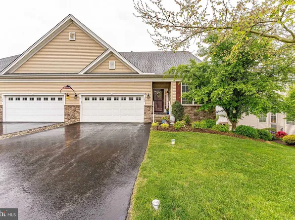 104 Stoyer Rd, Coatesville, PA 19320