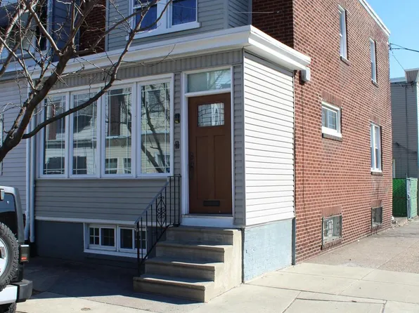 2047 S Bucknell St, Philadelphia, PA 19145