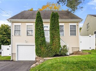 15 S Saint Ext, Bristol, CT 06010