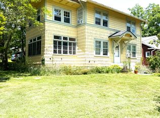 42 Vance Crescent St, Asheville, NC 28806