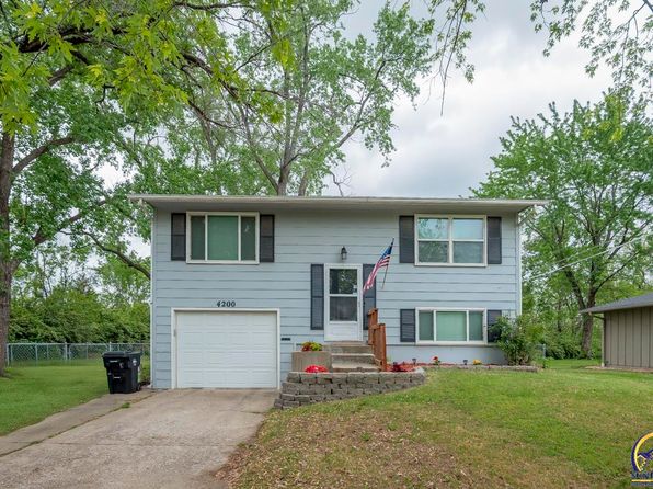 4200 SW 33rd Ter, Topeka, KS 66614