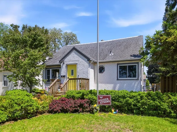 318 13th Ave N, South Saint Paul, MN 55075