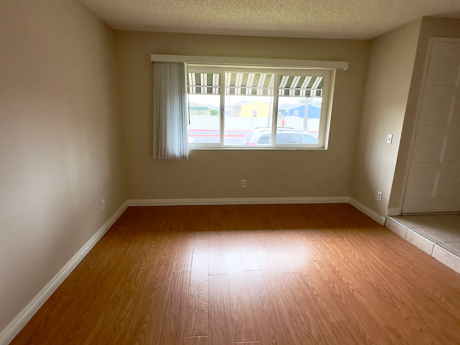 2 bed, 2.5 bath, 1050 sqft, $2,995 — Photo 3