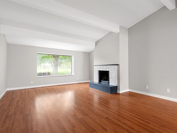 4th image of 2026 Venturi Ct