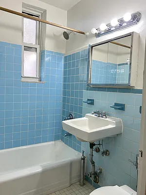 Rented by Compass | media 12