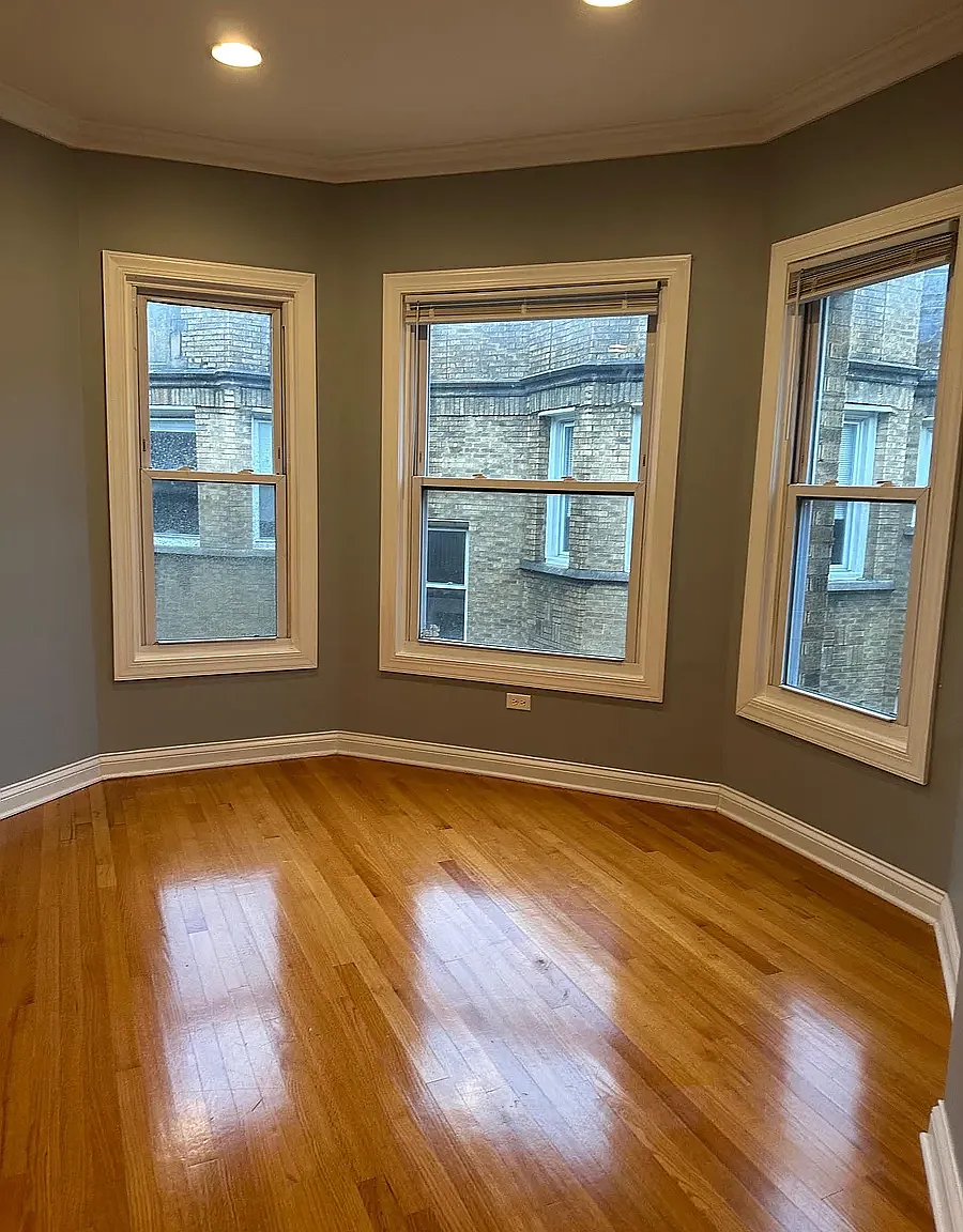 2 bed, 1000 sqft, $2,050 — Photo 4
