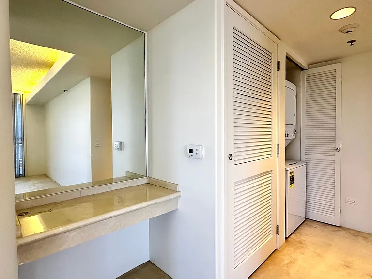 2047 Nuuanu Ave #1203 — Photo 9