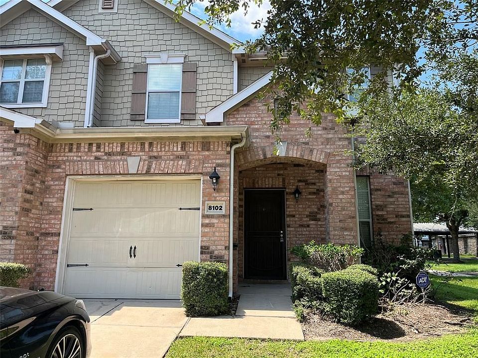 1st image of 8102 Fisher Glen Ln