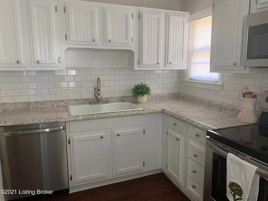 4 bed, 1148 sqft, $1,850 — Photo 2