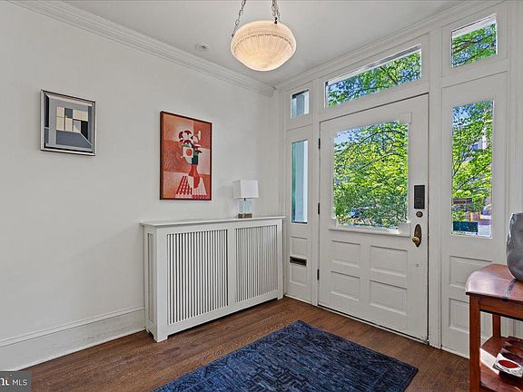 2nd image of 2347 Ashmead Pl NW