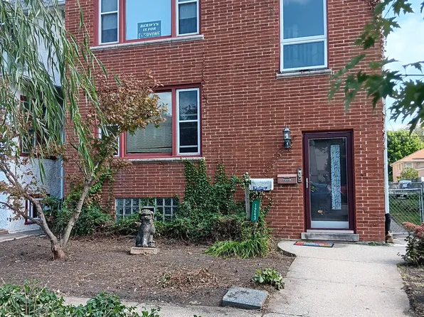 1243 Clinton Ave, Berwyn, IL 60402