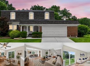 2 Southgate Ct, Saint Charles, MO 63304