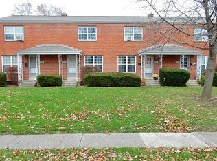 2040 Harwitch Rd, Upper Arlington, OH 43221