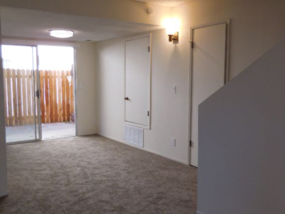 3rd image of 1105 San Pascual St APT C