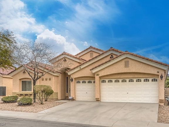 2nd image of 1050 Astounding Hills Dr
