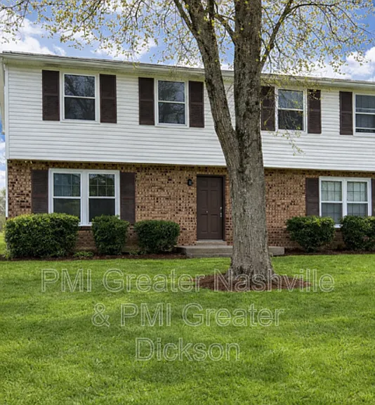 741 McPherson Dr — Photo 1
