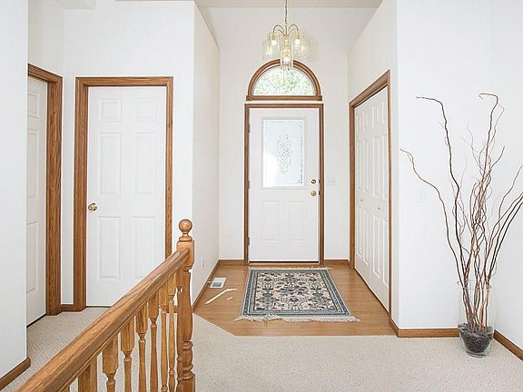 2nd image of 3402 Stone Brook Dr