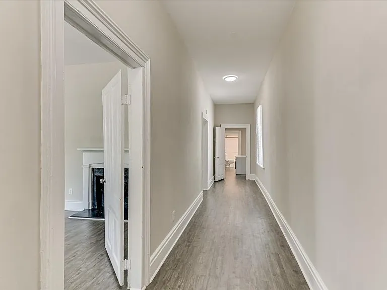 256 Walker St — Photo 4