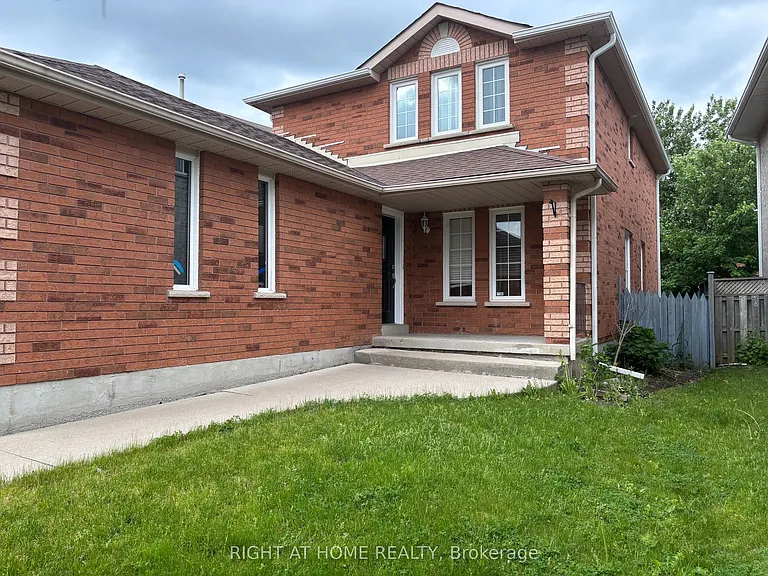99 Widgeon St — Photo 2