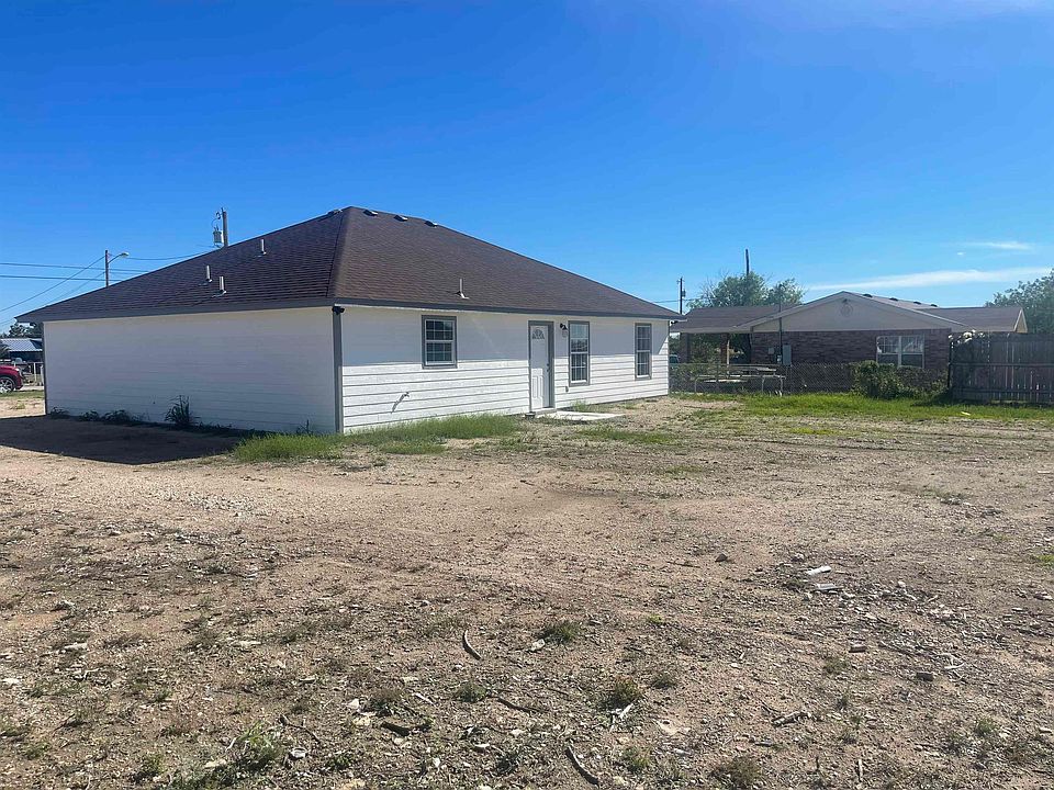 2nd image of 120 Harvey Dr