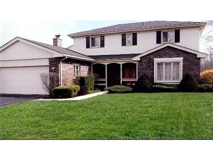 935 W Hickory Pl photo 1