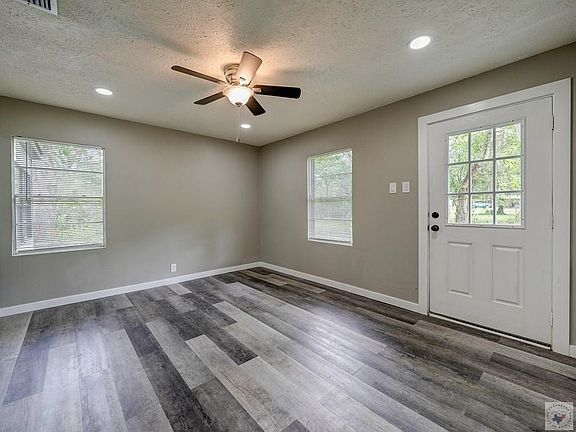 4th image of 6 Reed Cir