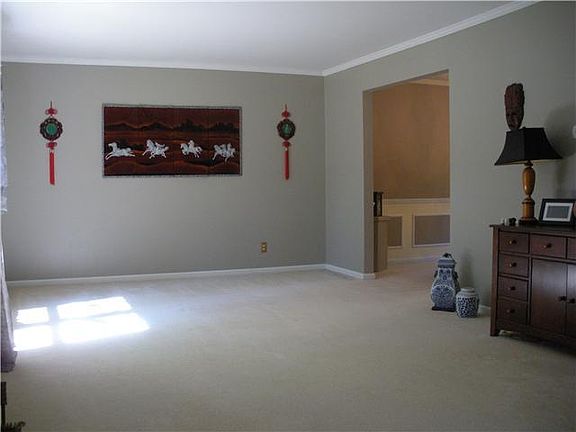 2nd image of 13078 Sheffield Dr