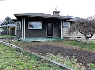 1420 Umpqua Ct, Woodburn, OR 97071