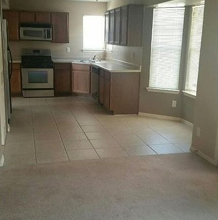 2nd image of 12273 Iverson Ct