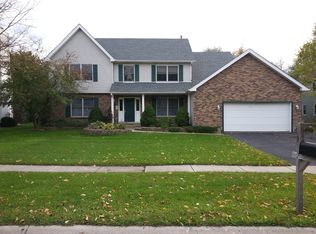 250 Burbank Ave, Woodstock, IL 60098