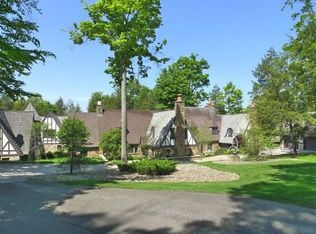 1960 County Line Rd, Gates Mills, OH 44040