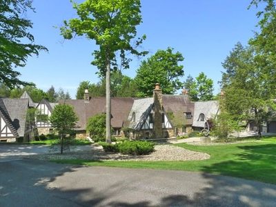 1960 County Line Rd, Gates Mills, OH, 44040