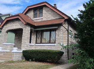 2212 S 35th St, Milwaukee, WI 53215