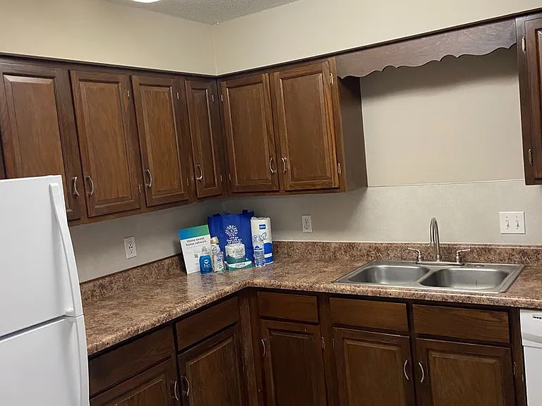 The Heights Apartments — Photo 10