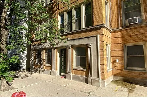 Building Photo - 445 W Saint James Pl