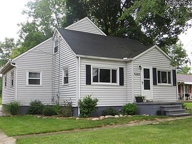 1st image of 763 E Paige Ave