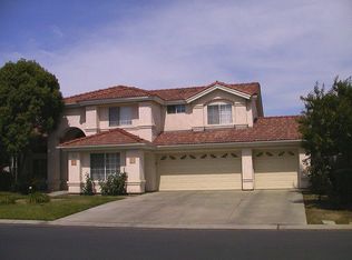 53 East Loop, Madera, CA 93637