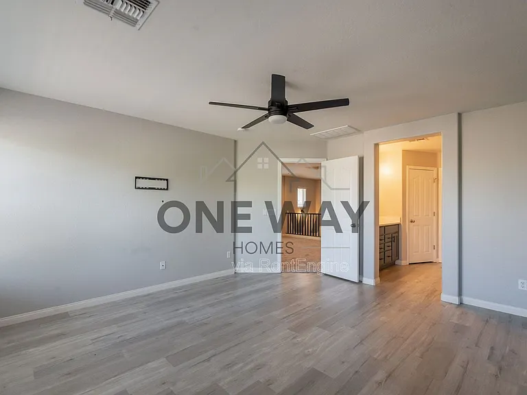 1057 S Deerfield Ln — Photo 30