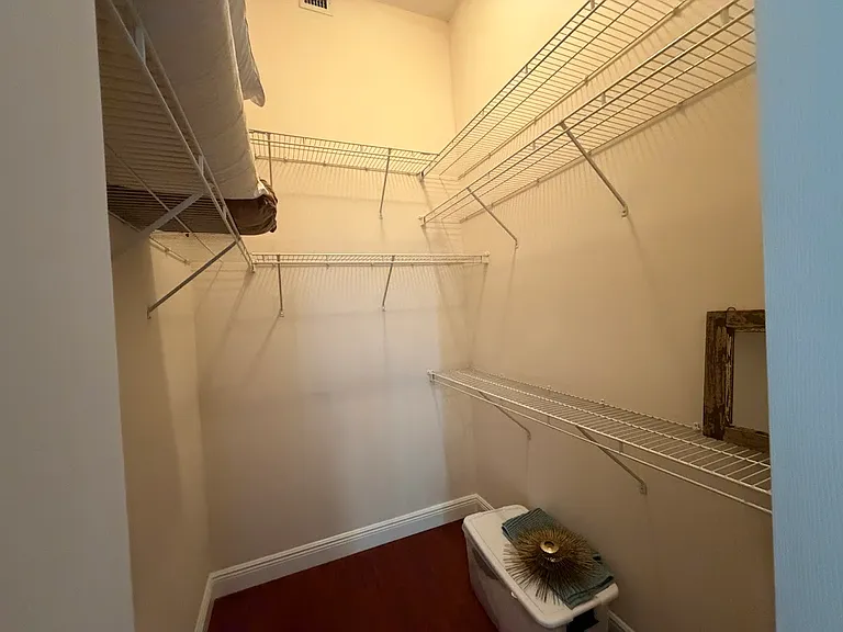 2000 N Bayshore Dr #126 — Photo 19