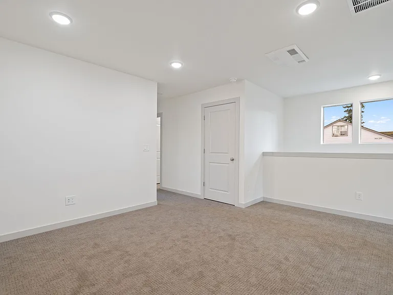 13902 NE 64th Cir #A — Photo 15