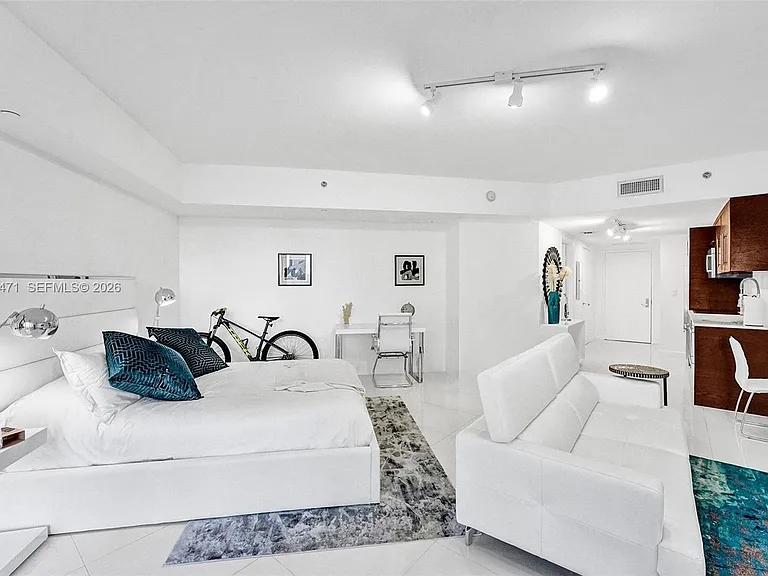 475 Brickell Ave #2708 — Photo 10