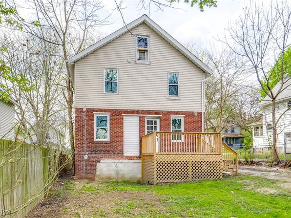 2203 6th St SW, Akron, OH 44314
