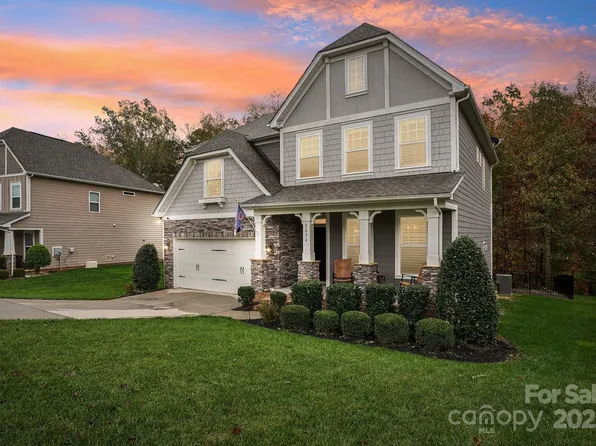 2624 Woodlands Creek Dr, Monroe, NC 28110