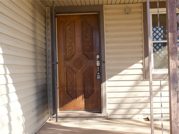 419 N Elma Ave, Okeene, OK 73763