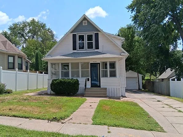 4681 Mason St, Omaha, NE 68106