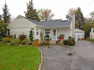 627 Edward Ter, West Hempstead, NY 11552