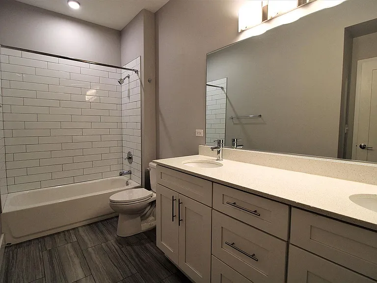 HIGHPOINT Barrington — Photo 117