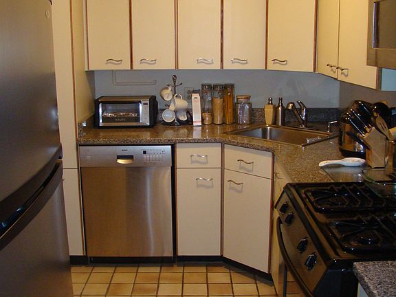 3rd image of 99 Pond Ave APT 503