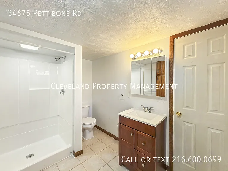 34675 Pettibone Rd — Photo 16