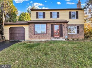 918 Suellen Dr, Reading, PA